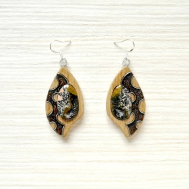 Design intitulada "Wooden earrings wit…" por Valerii Latyshev, Obras de arte originais, Jóias