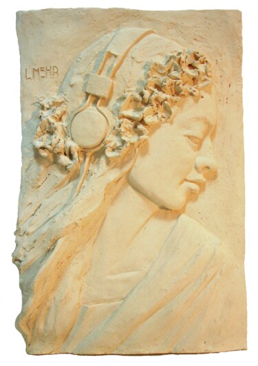 「Joven de friso grie…」というタイトルの彫刻 Laura Nehrによって, オリジナルのアートワーク, テラコッタ