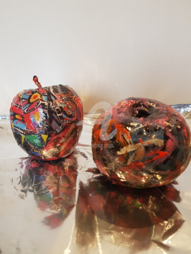 Sculpture intitulée "Pommes pop art" par Laurence Clerembaux, Œuvre d'art originale