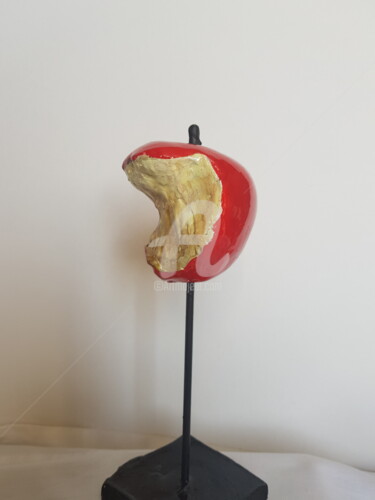 Sculpture intitulée "Pomme" par Laurence Clerembaux, Œuvre d'art originale