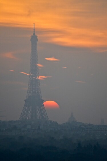 Photographie intitulée "Lever de soleil sur…" par Laurence Masson, Œuvre d'art originale, Photographie numérique