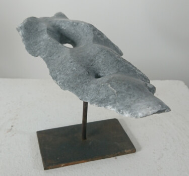 Skulptur mit dem Titel "Petit nuage V" von Laurent Boucheron, Original-Kunstwerk, Stein
