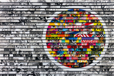 「THE WORLD」というタイトルのコラージュ Laurent Grosによって, オリジナルのアートワーク, コラージュ ウッドパネルにマウント