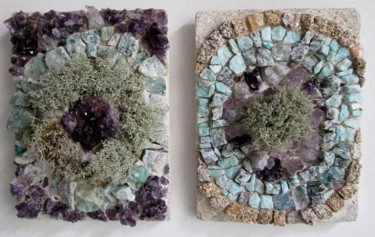 Installation intitulée "diptyque-lichen.jpg" par Laurent Hunzinger, Œuvre d'art originale