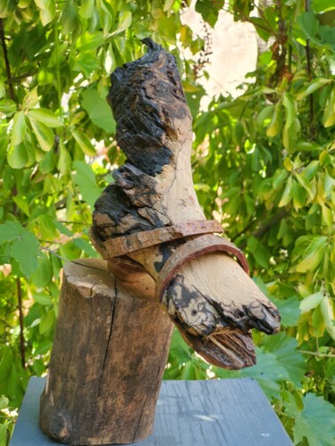 Sculpture titled "Le pied de la danse…" by Laurent Malouvet, Original Artwork, Wood