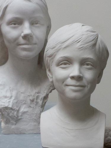 Sculptuur getiteld "Portraits duo" door Laurent Mc, Origineel Kunstwerk, Gips