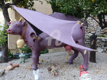 Sculpture intitulée "Argovia "Dragon cow"" par Laurent Berthe, Œuvre d'art originale
