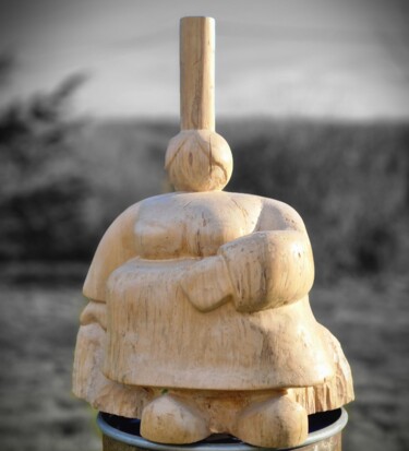 Sculpture titled "La bretonne" by Laurianne Anselmino, Original Artwork, Wood