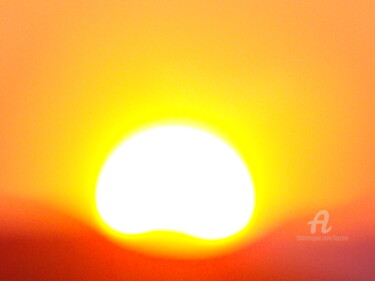 Fotografie mit dem Titel "The Sun" von Aurelio Nicolazzo, Original-Kunstwerk