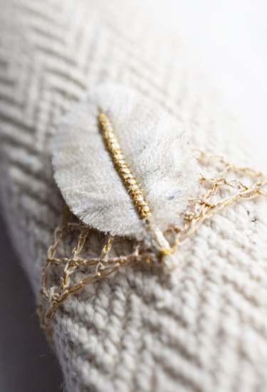 Arte textil titulada "Bracelet chaînette…" por Léa Coutureau, Obra de arte original, Bordado