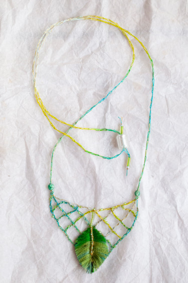 "Collier chaînette m…" başlıklı Tekstil Sanatı Léa Coutureau tarafından, Orijinal sanat, Nakış