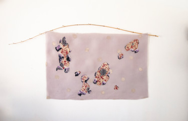 Déchirures Textile Art titled "Déchirures" by Coutureau Léa, Original Art, Embroidery
