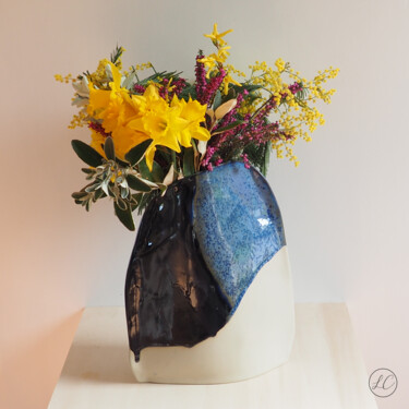 Design getiteld "Vase Le grand bleu" door Léa Croison, Origineel Kunstwerk, Accessoires