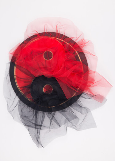 Ζωγραφική με τίτλο "Fiery yin-yang." από Leena Amelina, Αυθεντικά έργα τέχνης, Ακρυλικό Τοποθετήθηκε στο artwork_cat.