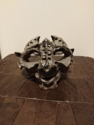 Sculpture titled "Être d'ailleurs" by Desire Lefebvre, Original Artwork, Clay