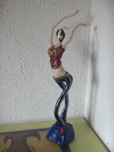 Sculpture intitulée "lili danse" par Lydi, Œuvre d'art originale