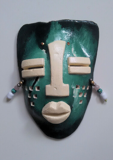 Sculpture titled "Bolingo" by Lenda Bavedila, Original Artwork, Clay