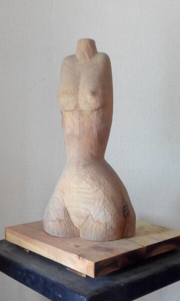 Скульптура под названием "half-figure" - Leo Adam (Leonid Shatsylo), Подлинное произведение искусства, Дерево