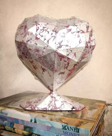 Sculpture titled "The Silver Heart" by Leonardo Alonso, Original Artwork, Resin
