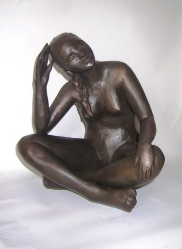 Sculpture titled "REVEUSE" by Léone Digraci, Original Artwork, Terra cotta