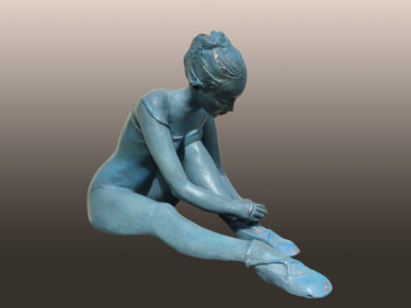 Sculpture titled "ANNA BALLERINE" by Léone Digraci, Original Artwork, Ceramics