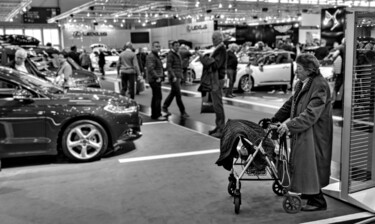 Photographie intitulée "Motorshow" par Leopold Brix, Œuvre d'art originale, Photographie numérique