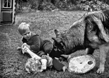 Fotografia intitolato "Meine Puppe (Print)!" da Leopold Brix, Opera d'arte originale, fotografia a pellicola