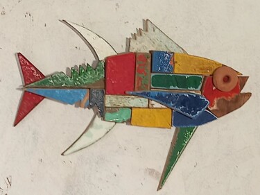 Sculptuur getiteld "petit poisson mosaï…" door Jean René Petibon, Origineel Kunstwerk, Hout