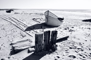 Photography titled "Abandoned boat" by Andrei Leonenko, Original Artwork, Digital Photography