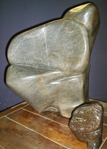 Sculpture titled "Contempladores" by Lício Maia, Original Artwork, Stone Mounted on artwork_cat.