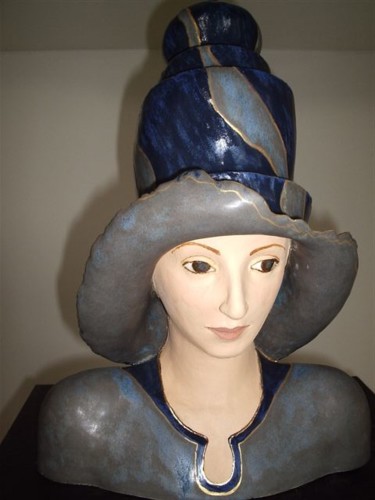 Sculptuur getiteld "Chapeau" door Lida Baas, Origineel Kunstwerk