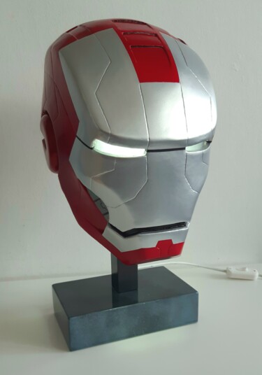 Escultura intitulada "Iron man MARK5 Mona…" por Lightboarder, Obras de arte originais, Resina