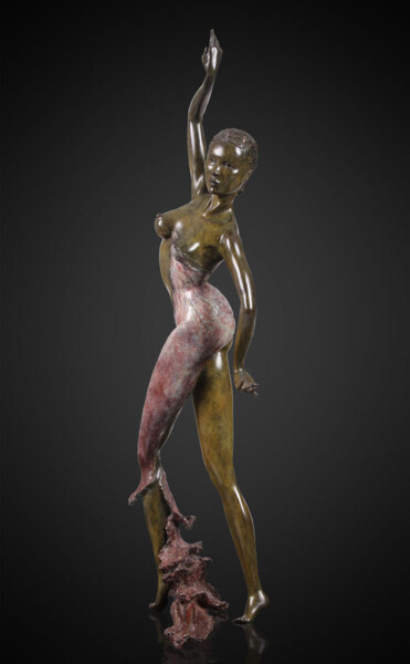Escultura titulada "Carmen" por Lilou Gilbert Desvallons, Obra de arte original, Bronce
