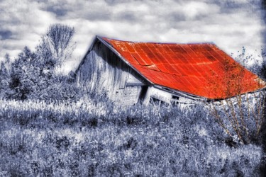 Photography titled "Red Roofed Barn" by Linda Hegland, Original Artwork