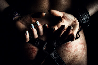 Photography titled "Punishment" by L'Individu, Original Artwork, Digital Photography