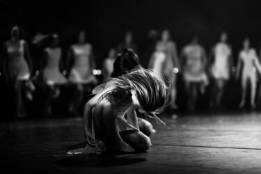Fotografie mit dem Titel "Dancing" von L'Individu, Original-Kunstwerk, Digitale Fotografie