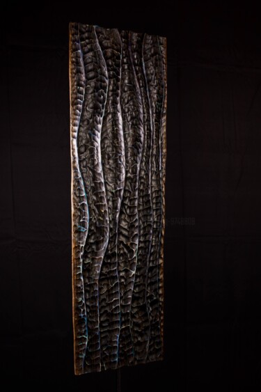 Skulptur mit dem Titel "bluescale" von Lionel Le Coq, Original-Kunstwerk, Holz