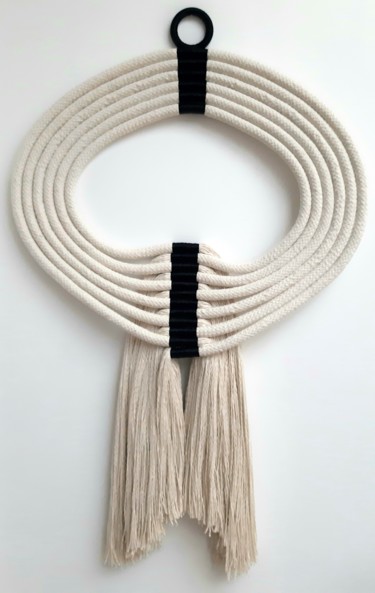 Totem 3 Art textile intitulée "Totem 3" par Lisa Thevenon, Œuvre d'art originale, String Art