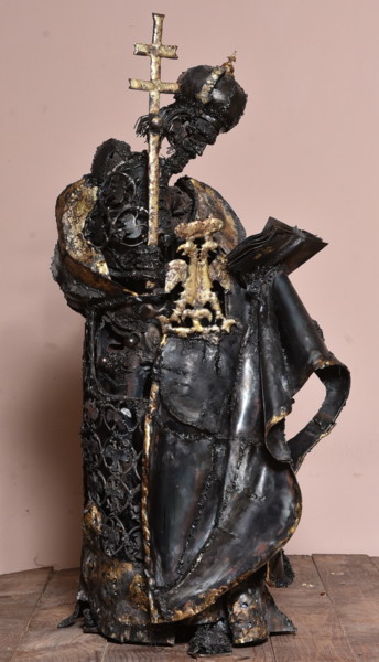 Sculpture intitulée "Undressing Emperor" par Ljuba, Œuvre d'art originale, Métaux