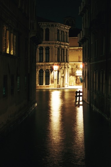 Photography titled "Venice at night - C…" by Loeber-Bottero, Original Artwork