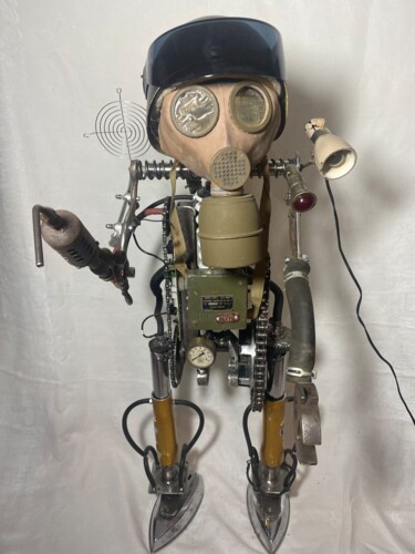 Scultura intitolato "robot postapocalypt…" da Loic Baron, Opera d'arte originale, Metalli