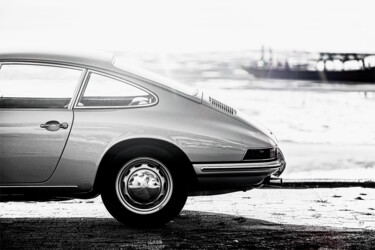 Fotografie mit dem Titel "1965 Porsche 911" von Loïc Kernen, Original-Kunstwerk, Digitale Fotografie Auf Holzplatte montiert