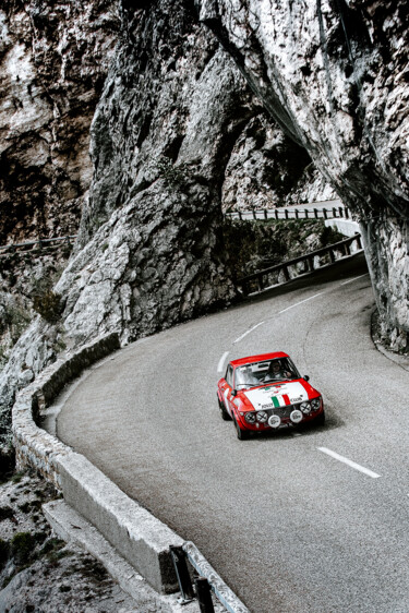 Фотография под названием "1969 Lancia Fulvia…" - Loïc Kernen, Подлинное произведение искусства, Цифровая фотография Установл…