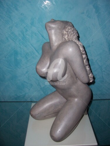 Escultura titulada "BLANCHE" por Lola Zaro, Obra de arte original, Arcilla