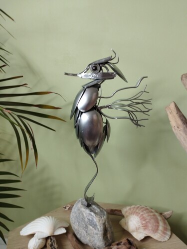 Escultura titulada "Hippocampe des mers…" por Looki0732, Obra de arte original, Metales