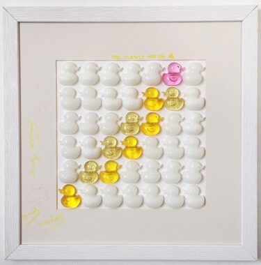 Sculpture titled "PEEL SLOWLY AND SEE…" by Lor De Comette, Original Artwork, Resin Mounted on Other rigid panel