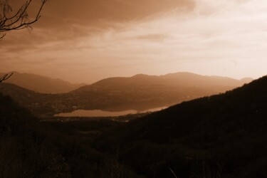 Photography titled "vista dall'alto" by Lorenzo Corti, Original Artwork, Digital Photography