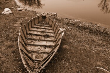 Fotografia zatytułowany „barca di legno” autorstwa Lorenzo Corti, Oryginalna praca, Fotografia cyfrowa