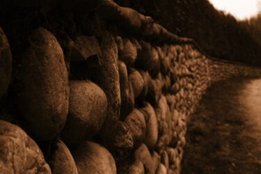 Fotografia intitolato "muro di sassi" da Lorenzo Corti, Opera d'arte originale, Fotografia digitale