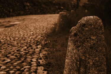 Fotografia intitolato "pietra lavorata" da Lorenzo Corti, Opera d'arte originale, Fotografia digitale
